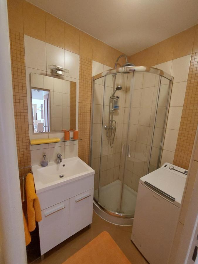 Apartman Merry Bratislava Extérieur photo