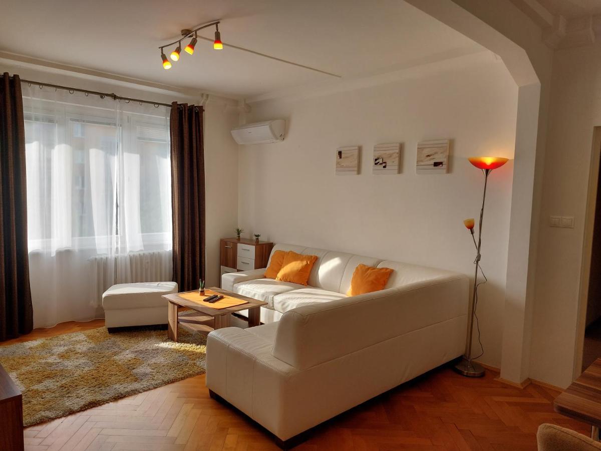 Apartman Merry Bratislava Extérieur photo